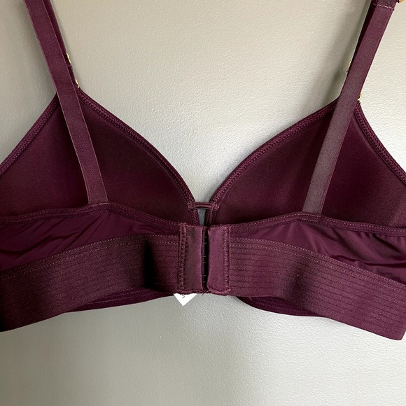 NWOT Lively The Spacer T-Shirt Bra Burgundy Red Size 34A Wireless Lightly Padded - Picture 13 of 16
